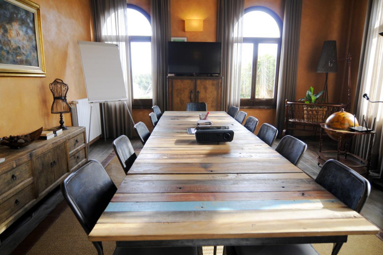 Mas De Baix Hotel Cabrils Kültér fotó