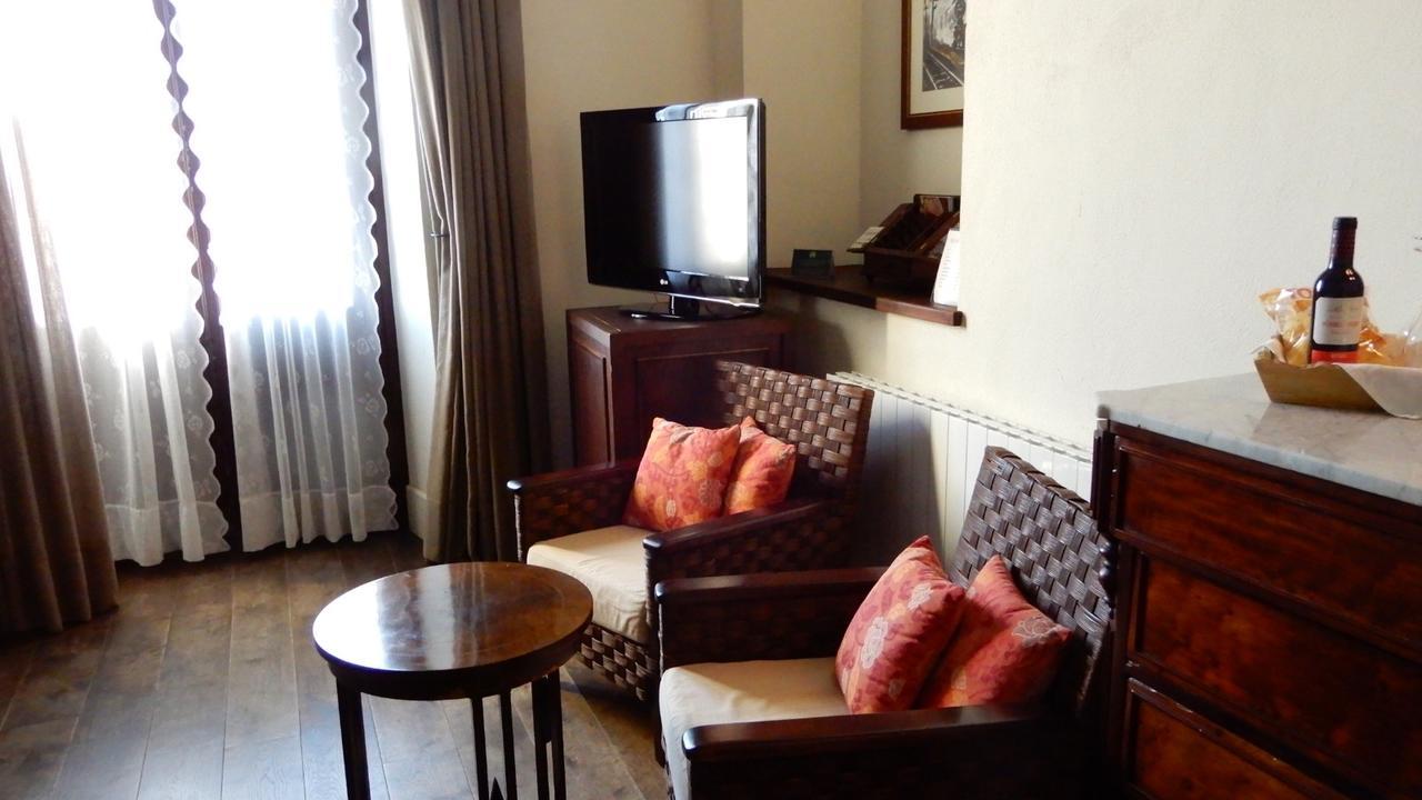 Mas De Baix Hotel Cabrils Kültér fotó