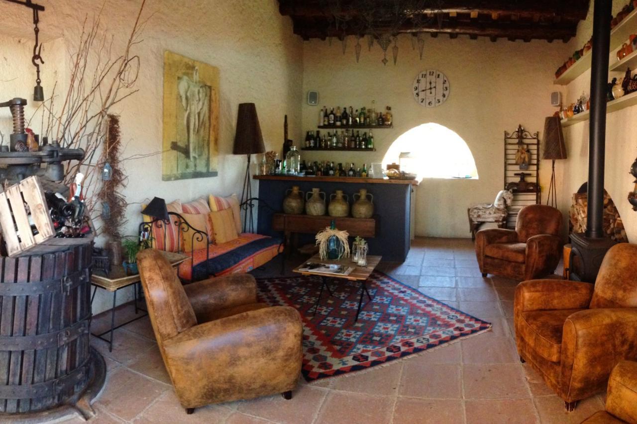 Mas De Baix Hotel Cabrils Kültér fotó
