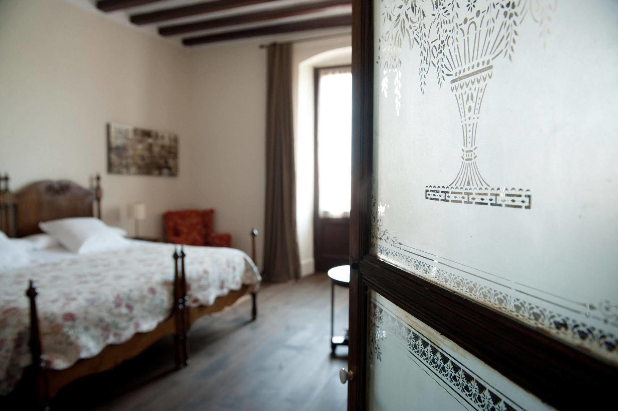 Mas De Baix Hotel Cabrils Kültér fotó